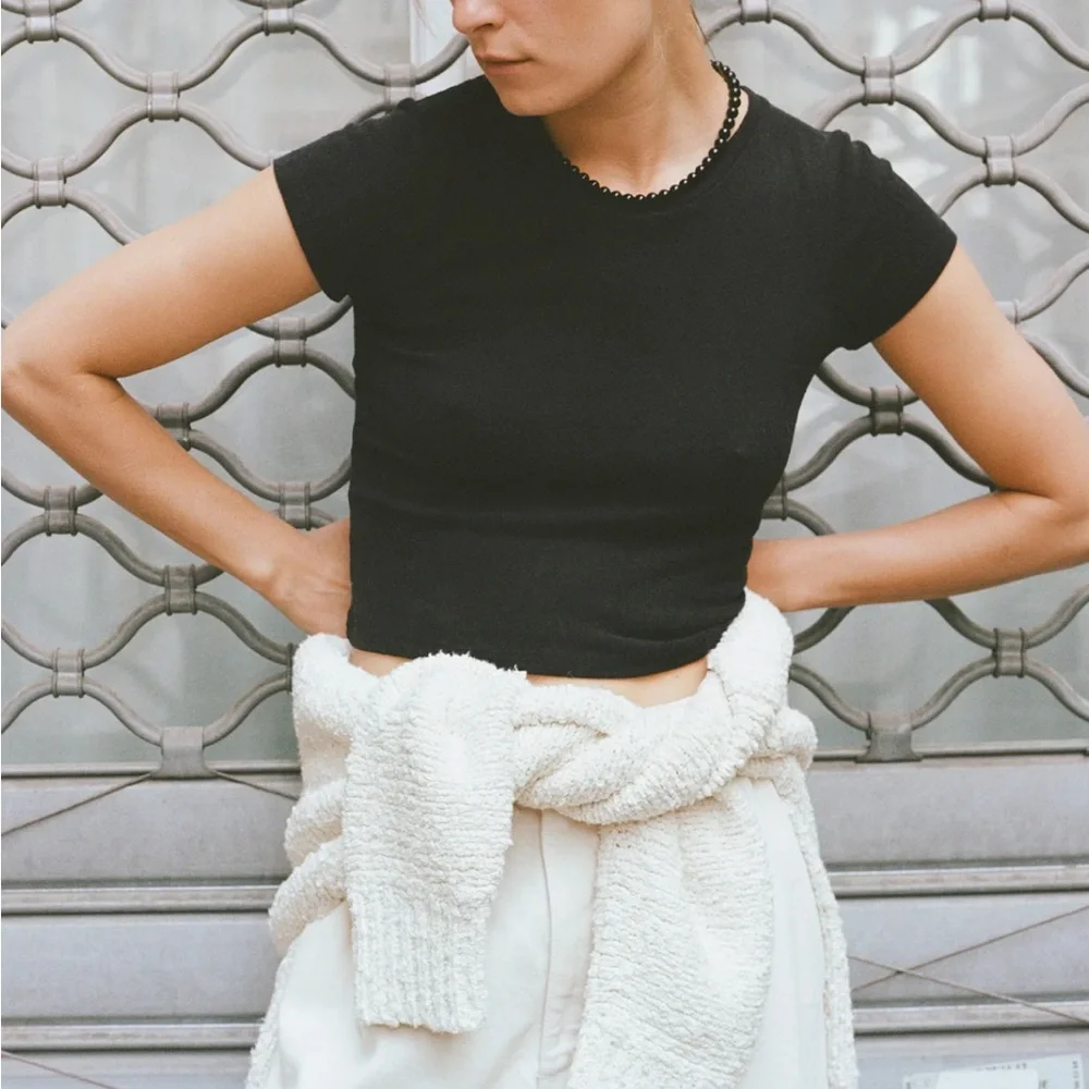 OZMA Black Lou Tee - Picture 1 of 7